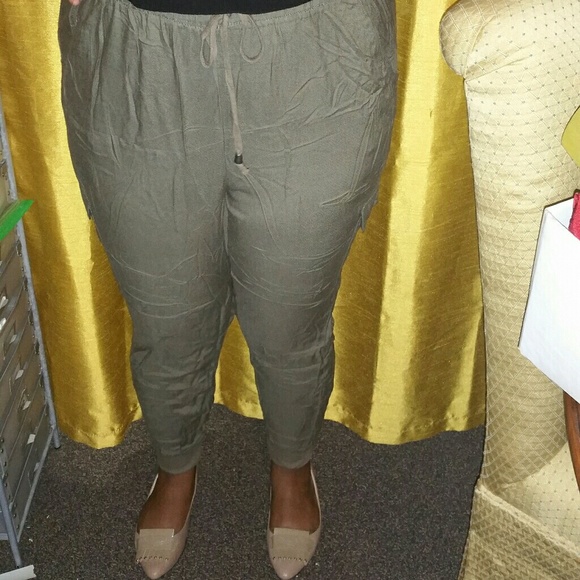 Charlotte Russe + cargo jogger pants - Picture 7 of 8